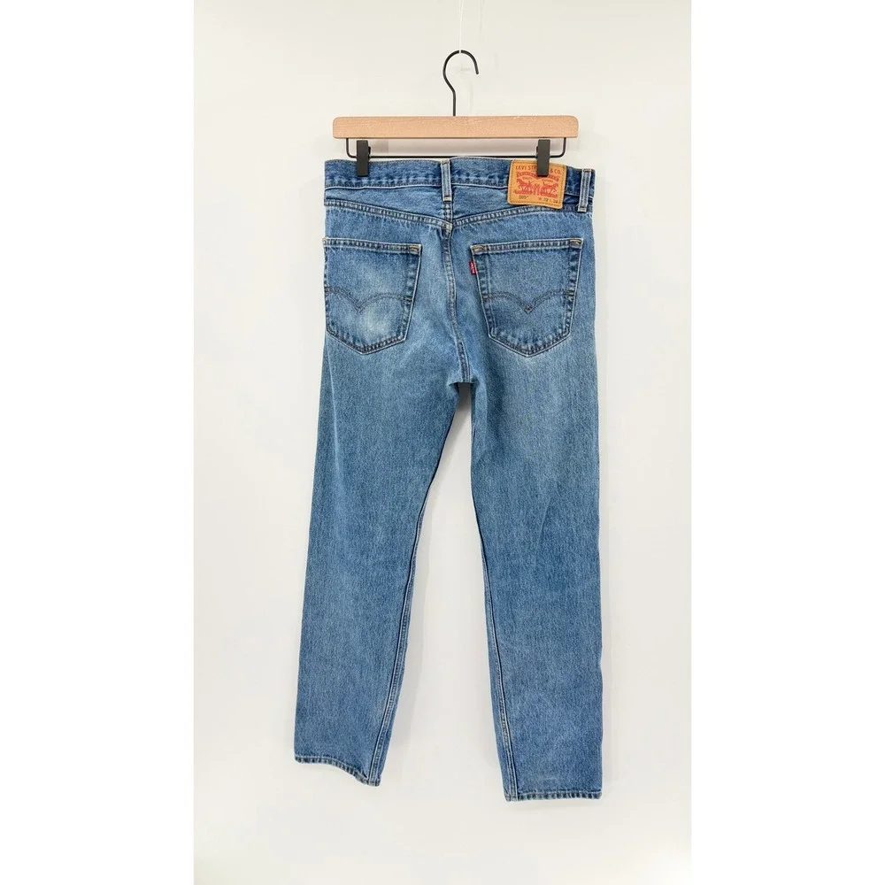 Men's Levis 505 32x34 Straight Leg Jeans Medium Wash Denim Classic Casual